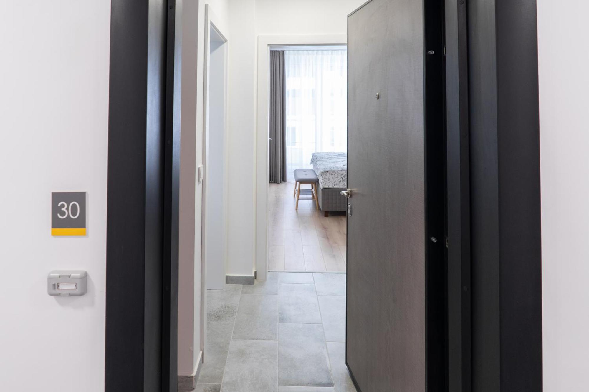 New Modern & Cozy Apartment With Free Parking Varna Eksteriør bilde